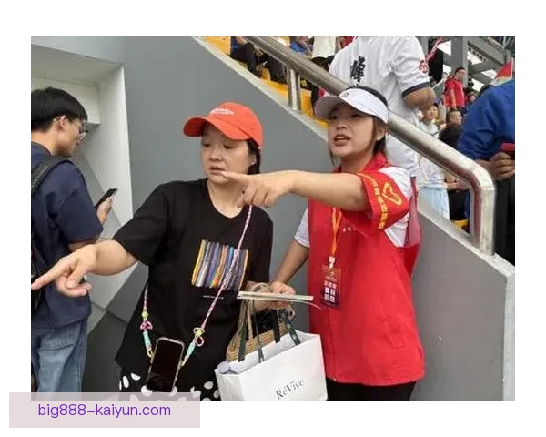 加维慈善活动持续深入社区，积极助力青少年足球发展与教育支持