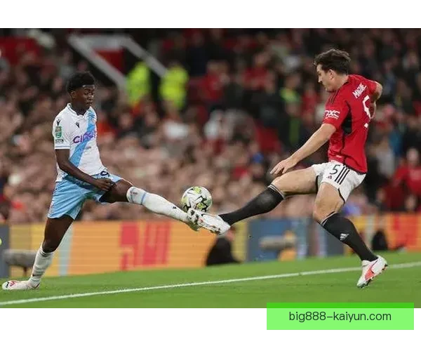 滕哈赫球队控场力持续提升，表现稳健引发关注