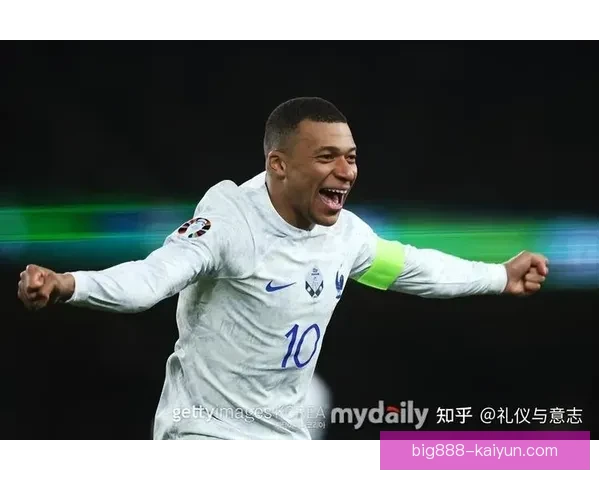 姆巴佩助力法国队夺得欧国联冠军，表现值得关注