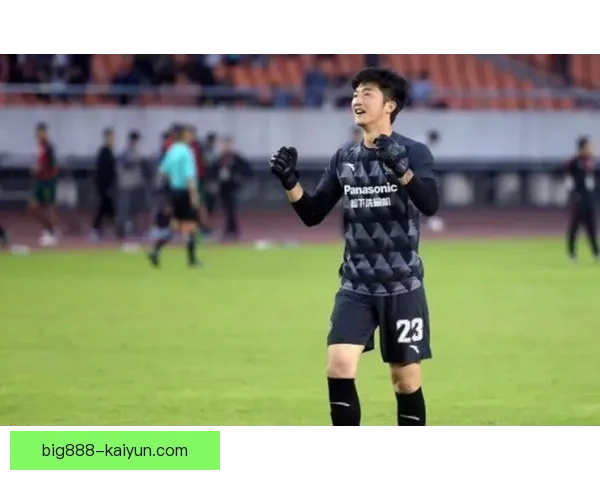 科克中场组织力持续提升，本赛季表现稳健